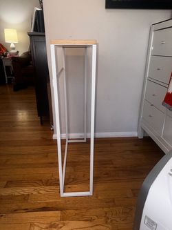 Yamasaki narrow entryway council table