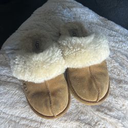 Size 12 Little Kid Ugg Slippers