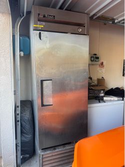 TrueCommercial freezer