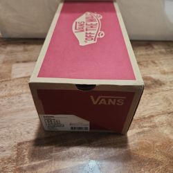 7 and a 1/2 athenic Vans  