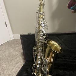 YAMAHA Alto Saxophone 