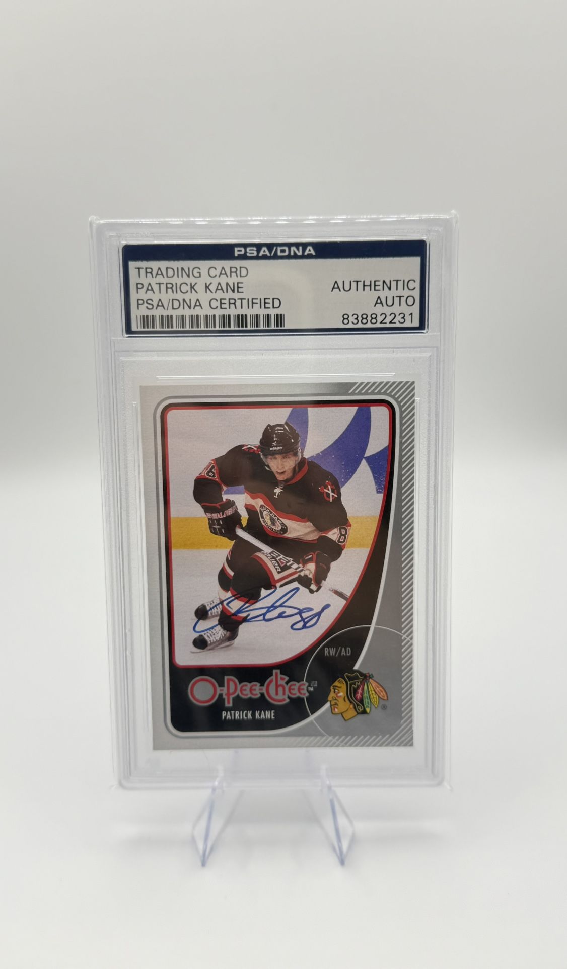 2010-2011 O-Pee-Chee- Patrick Kane #385 In Person Auto (PSA-DNA)