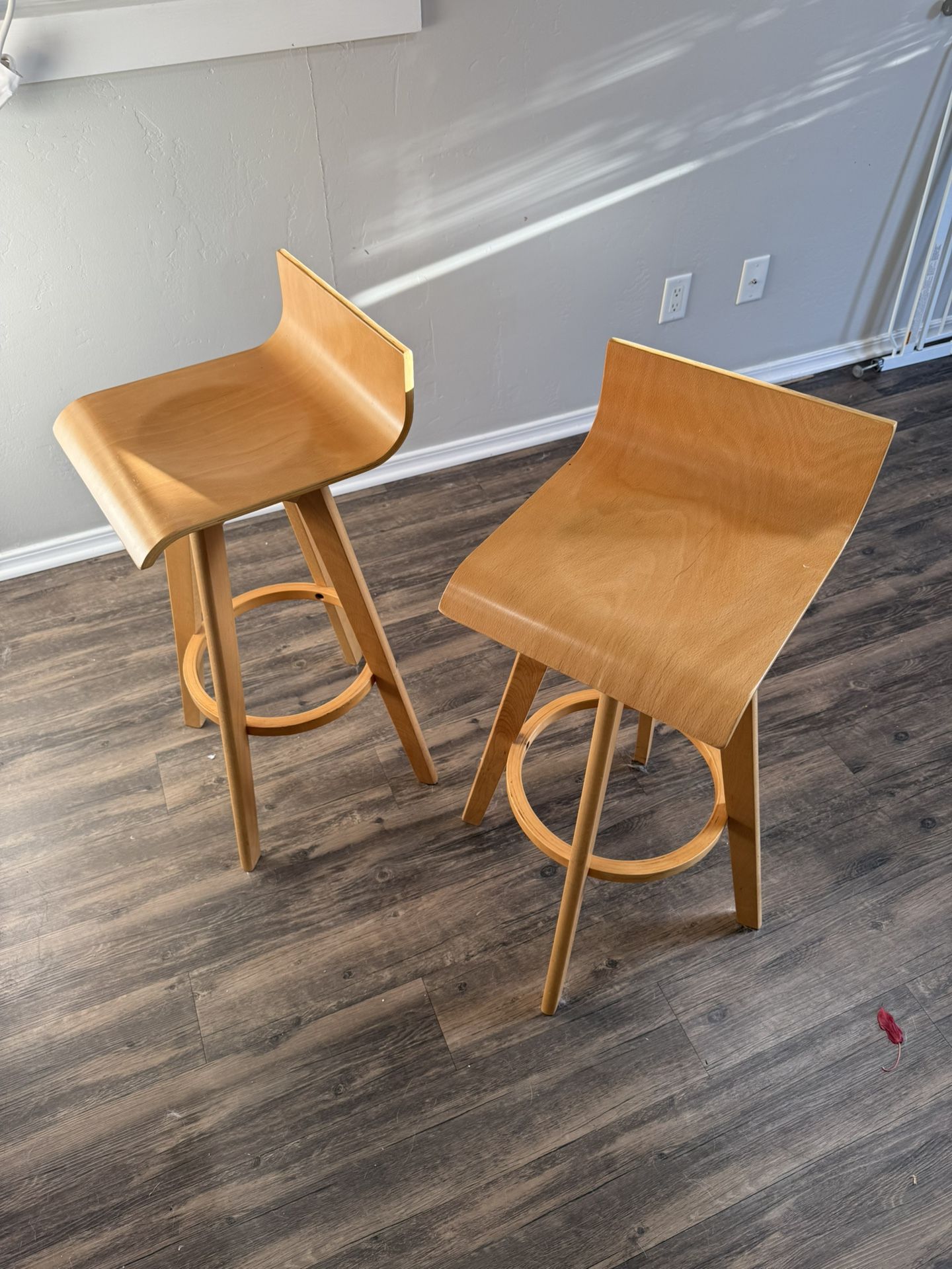 Wooden Bar Stool Chairs x2
