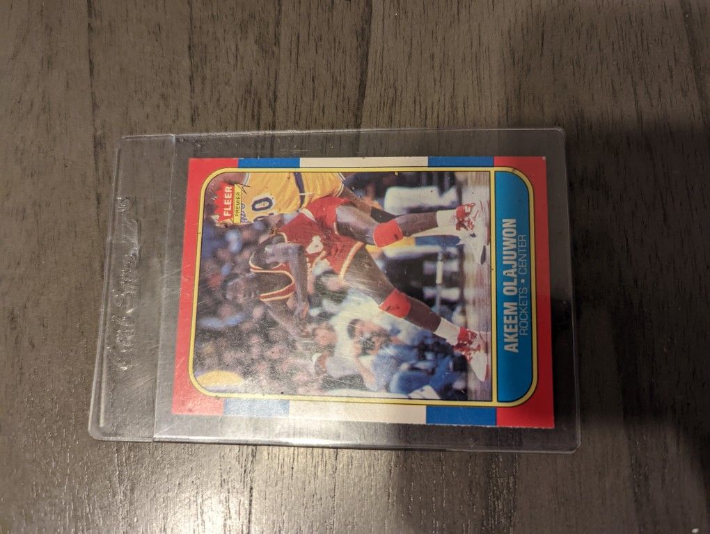 Akeem Olajuwon Basketball Card 