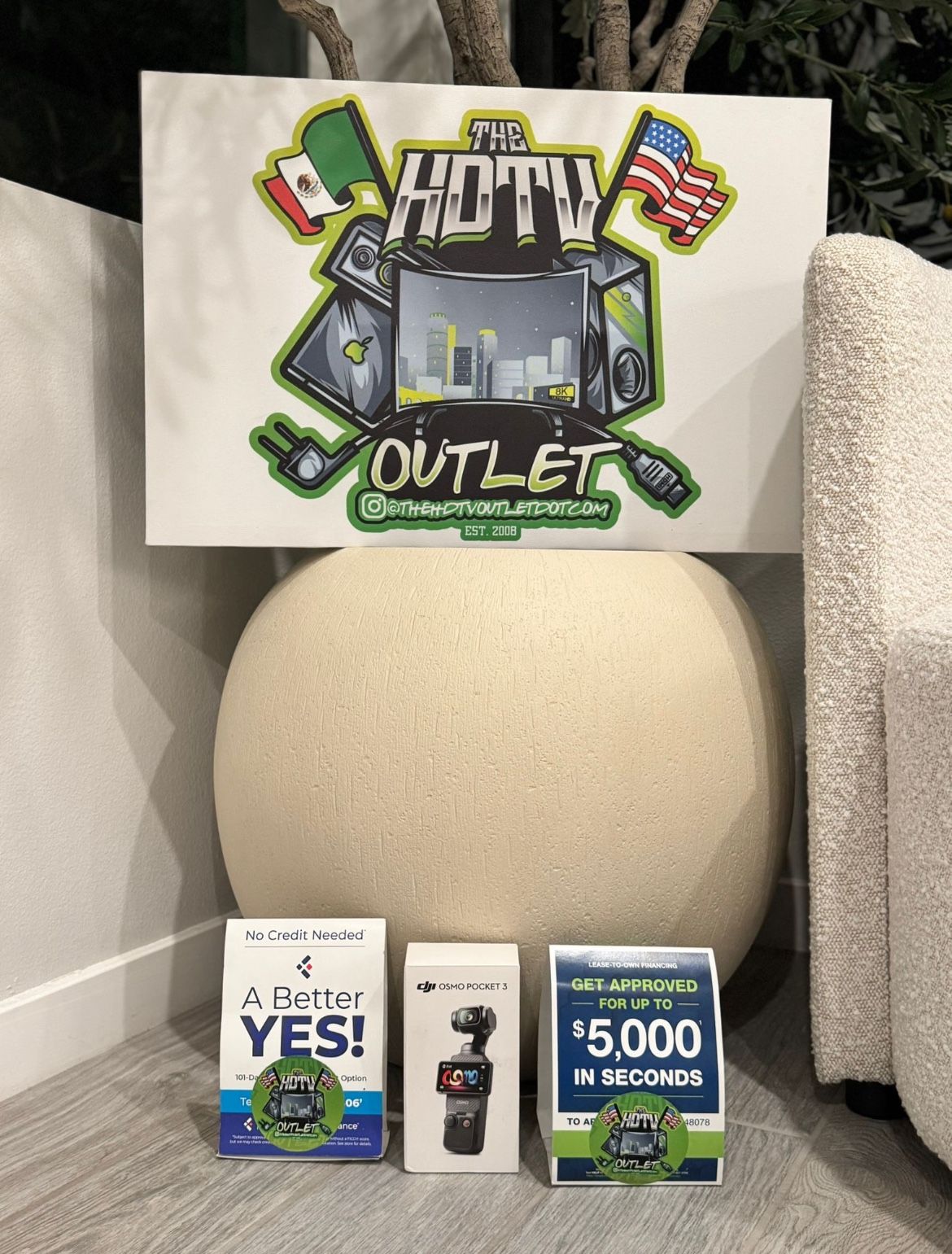 DJI Osmo pocket 3 4k handheld camera with rotatable touchscreen floor model display