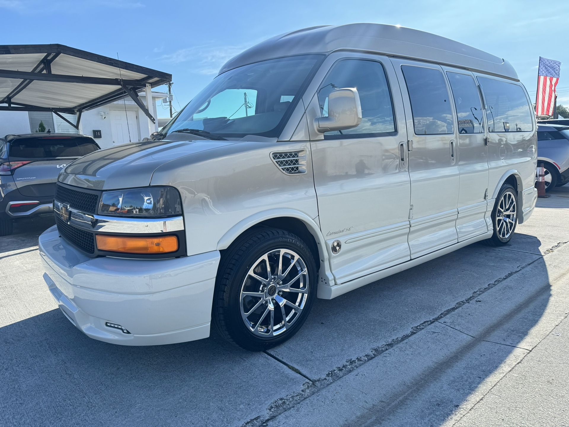 Chevrolet Express EXPLORER HIGH TOP CONVERSION VAN