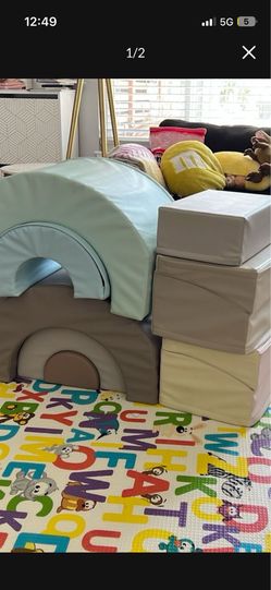 Crawling blocks