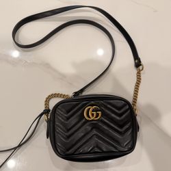 Gucci Marmont Mini Camera Bag 