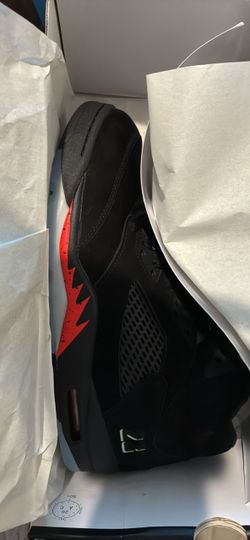Jordan 4 Halloween