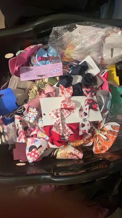 Jacky bows mom made