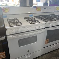 Gas Stove With 4 Burners - Great Deal!