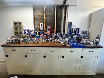 Los Angeles Dodgers bobble heads and other memorabilia