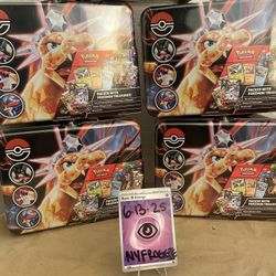 Pokemon TCG Charizard Collector Chest Tin