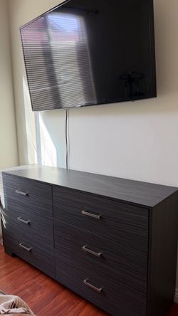 Dresser and nightstand