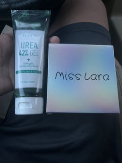 eye shadow , skin and nail gell