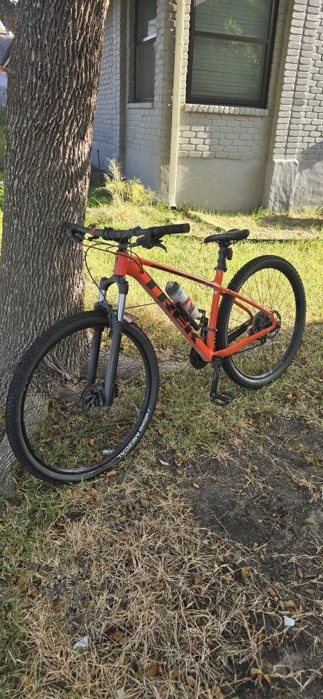 Marlin 7 Trek MtB Bike  29"