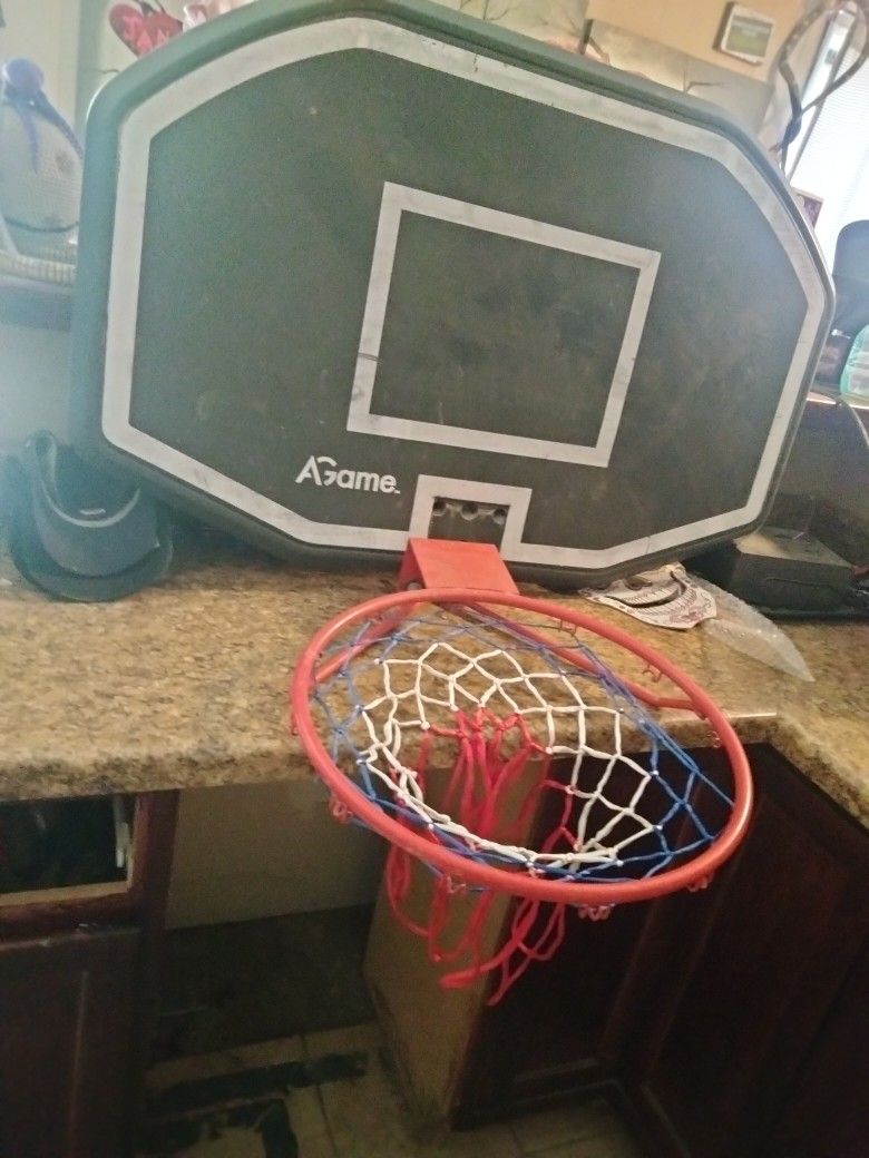 Basketball Hoop 