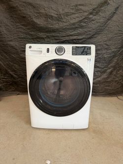 GE washer laundry