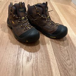 Keen Boots (men), Size 10.5