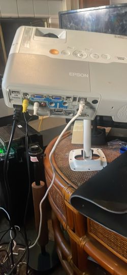 Epson PowerLite 935W Projector