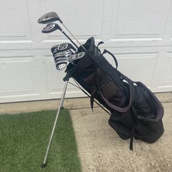 ⛳️ Men’s A Flex Golf Clubs And Bag. 