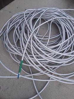 8/2 metal clad (MC) cable with ground aluminum armored , stranded , copper wire 250 ft