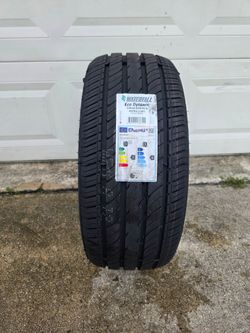 NEW 235/40R19 Waterfall Eco Dynamic All Season  tire