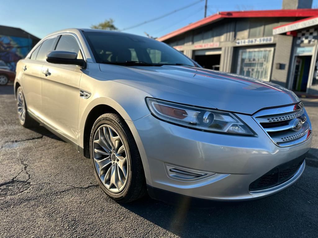 2010 Ford Taurus