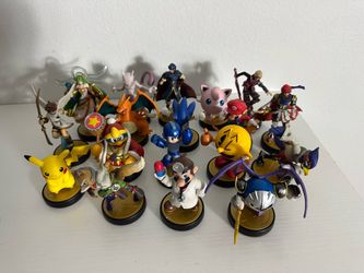 Amiibo lot - Mario Pikachu Charizard mega man Pac-Man fire emblem Kirby