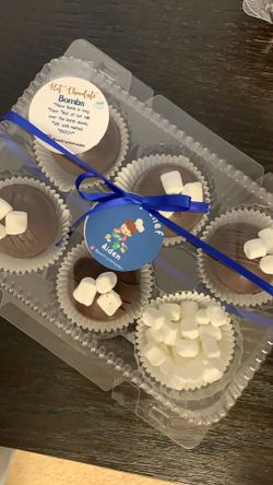 Hoy Chocolate Bombs
