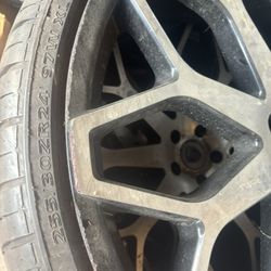 Used Ford Explore 2019 Tires