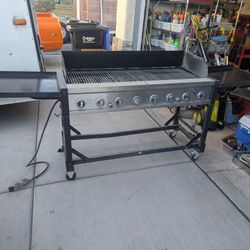 Large Commercial Like Gas Grill