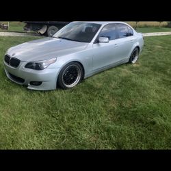 2005 BMW 545i