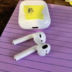 AirPods Gen 1  x2