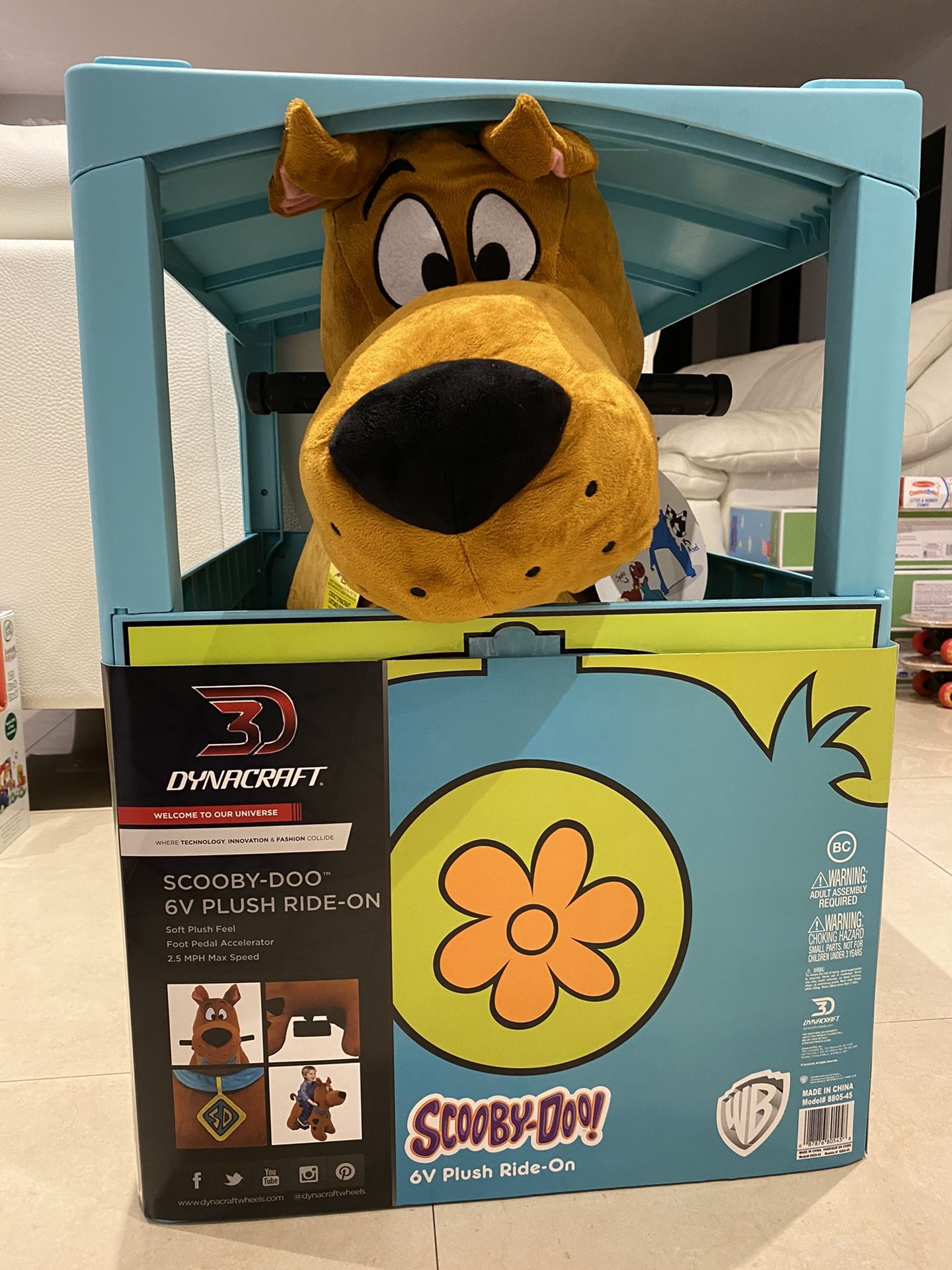 6 VOLT SCOOBY DOO PLUSH RIDE ON WITH MYSTERY MACHINE INCLUDED!