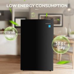  4.5 Cu.ft Single Door Mini Fridge with Freezer, Portable Refrigerator, Low Noise, Energy-Efficient for Dorm, Office, Bedroom, Black