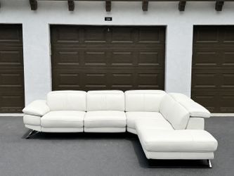 Sectional Sofa/Couch - Leather - Delivery Available 🚛