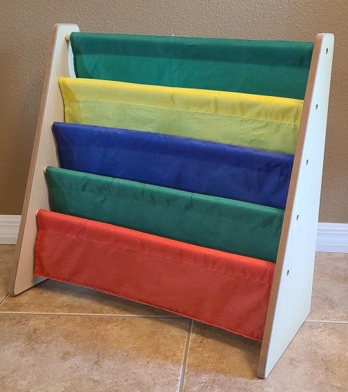 Kids Book Rack: 4-Tiered Kids Book Rack/ Storage Bookshelf by Tot Tutors, Excellent Condition