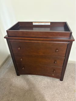 Delta Children’s Dresser