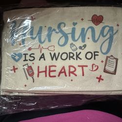 Nursing Is A Work Of Heart Gift Bag Set