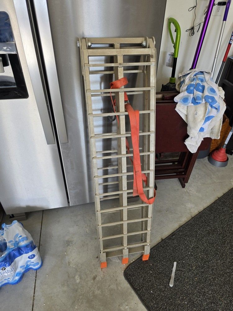 Motorcycle/dirt Bike Ramp For Truck