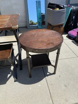 End Table From Ashley’s Furniture
