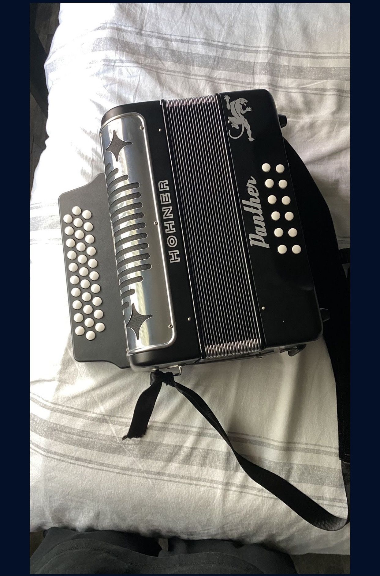 ACCORDION HOHNER SOL 