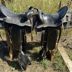 Parade Saddles