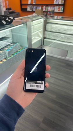 iPhone SE 3 64GB (Unlocked)