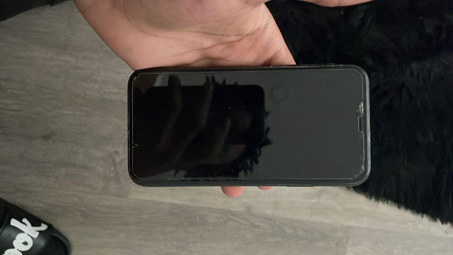 Selling For Parts Nothings Wrong With It Just Can’t Get Inside The Phone 