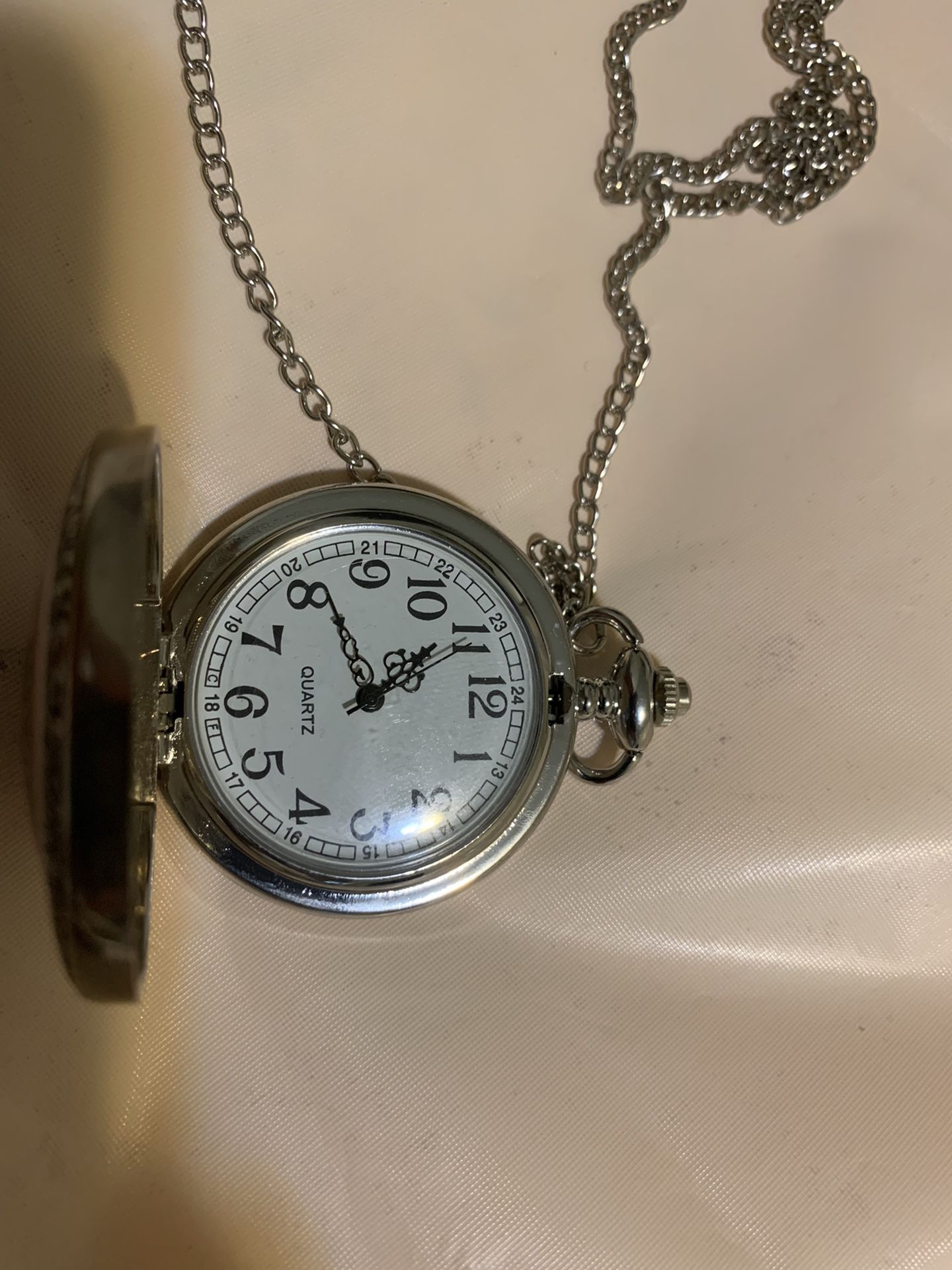 The pocket watch works well in good condition.