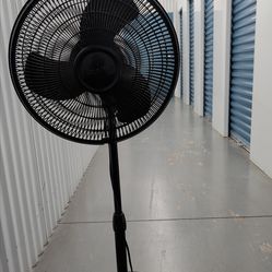 Floor stand fan