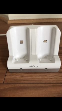 Nyko Wii Charge Station Base