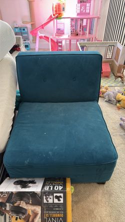 Living spaces velvet couch